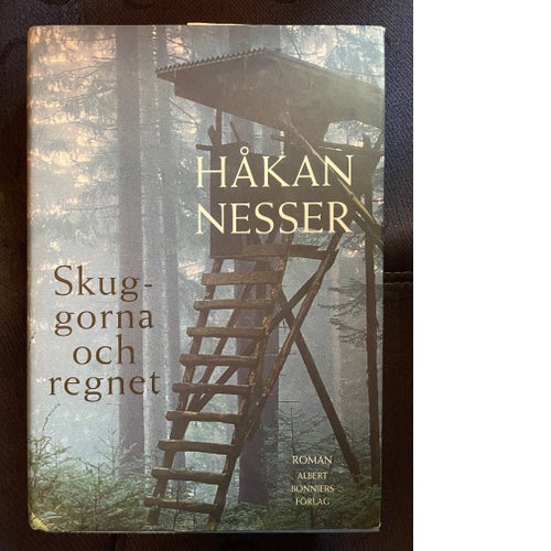 Köp nu! - Skuggorna och regnet av Håkan Nesser