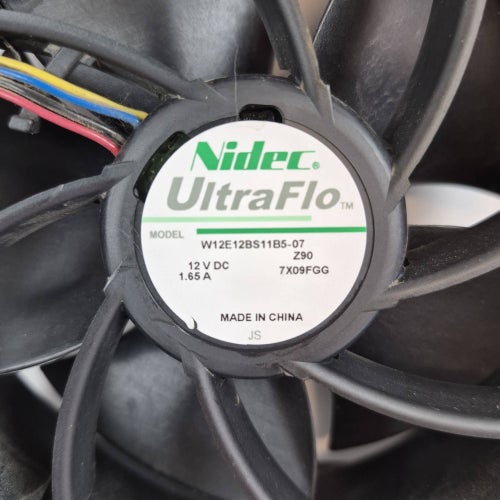 Nidec UltraFlo 120x120x38mm Fläkt