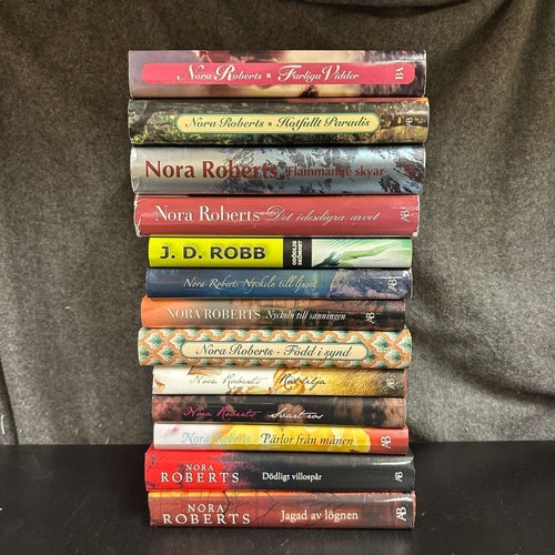 13 böcker av Nora Roberts - Bokpaket