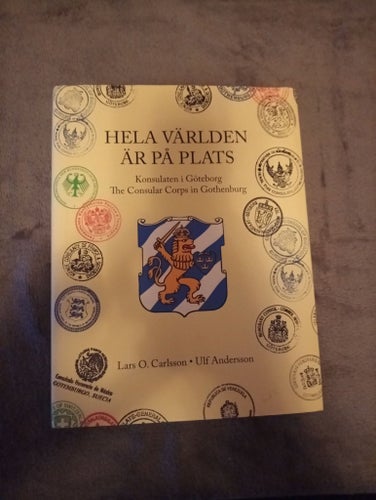 Hela Världen Är På Plats - Lars O. Carlsson, Ulf Andersson