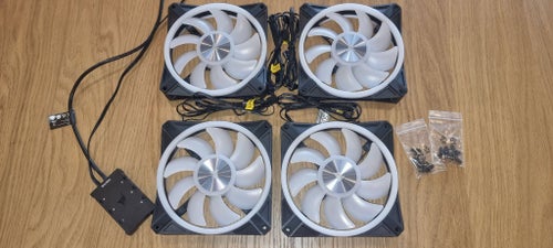 Corsair QL140 RGB 140mm x4 + Node x1 (2)