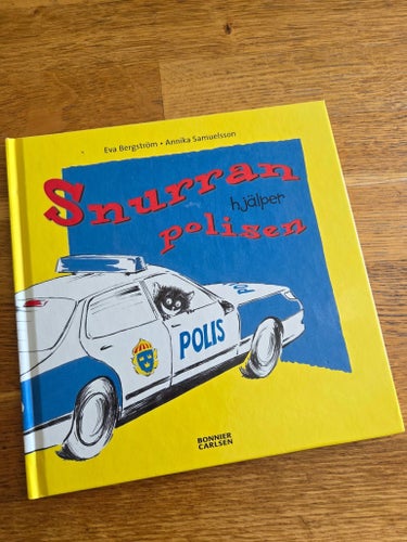 Snurran hjälper polisen av Eva Bergström, Annika Samuelsson, 2006