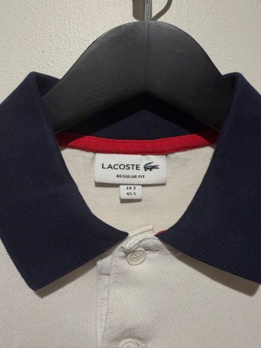 Lacoste vit, grön, gul pikétröja, storlek US S