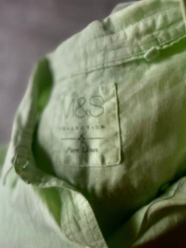 M&S Collection, ljusgrön linneskjorta, storlek UK 20 (EUR 48)