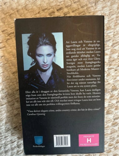 Laura - Flickan från havet