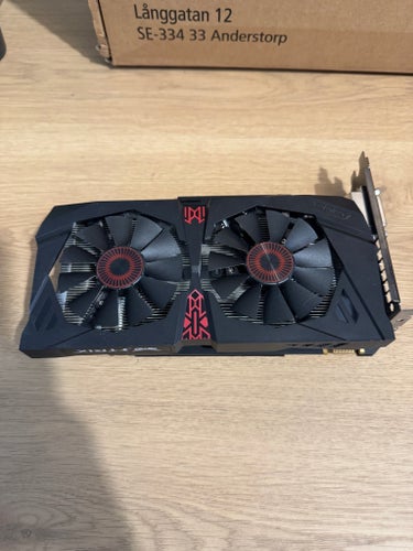 ASUS STRIX-GTX960-DC2OC-2GD5 Grafikkort