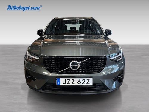 Volvo XC40 B4 FWD Bensin Plus Dark