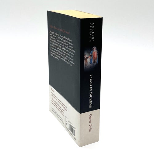 Oliver Twist av Charles Dickens (2010, oläst pocket på engelska)