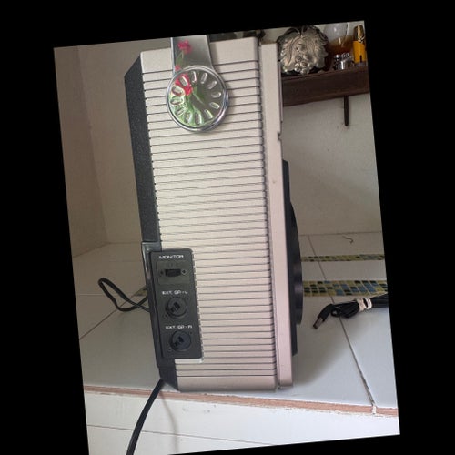 Radio/ towa/ stereo/ dynamic sound/ made in Japan/ el radio/ batteri