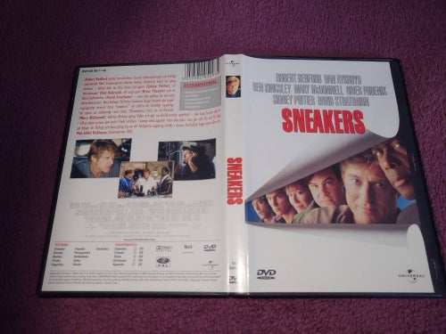 Sneakers (Robert Redford, Dan Aykroyd, River Phoenix, Sidney Poitier)
