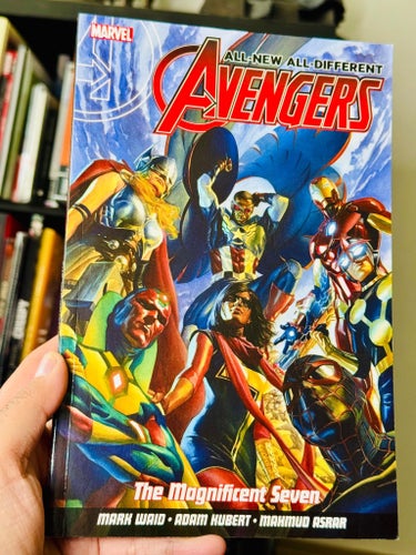 Avengers: The Magnificent Seven av Mark Waid, Adam Kubert, Mahmud Asrar, 2016