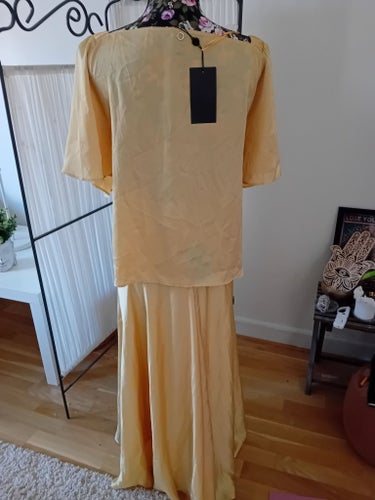 STOCKH LM gul set med kjol och blus, storlek XL