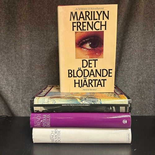 4 böcker av Marilyn French - Det blödande hjärtat, Kvinnorummet, - Bokpaket