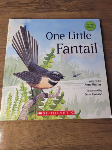 One Little Fantail av Anne Hunter (2001)