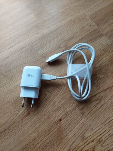 Mobilladdare Travel Adapter LG