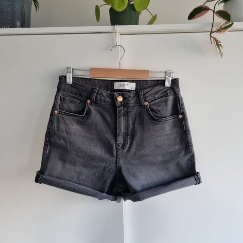 Reserved grå denim shorts M