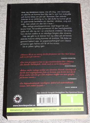 Den okända historien av Monica Ali Pocketbok
