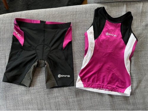 Skins TRI400 tvådelad triathlondress, strl S