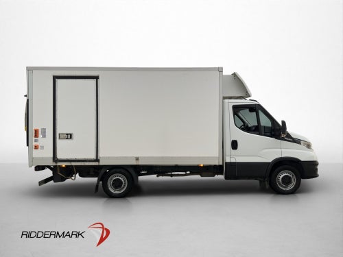 Iveco Daily 2.3 BAKGAVELLYFT Sidodörr Värmare 3-Sits Moms