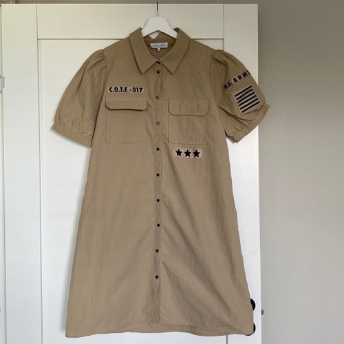 CONTINUE beige klänning, storlek XL