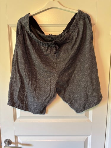 Carl William svarta shorts, storlek XXL