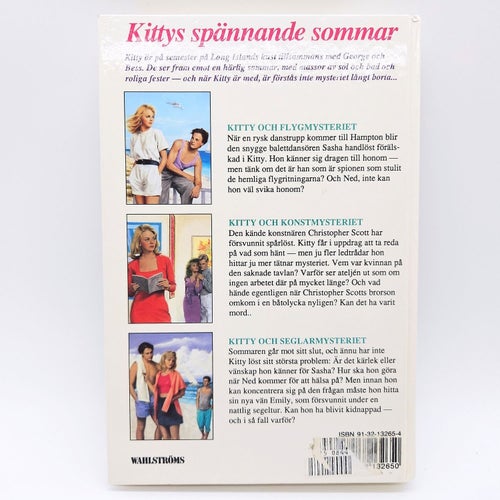Kittys spännande sommar: tre böcker i en - Carolyn Keene