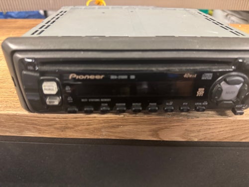 Pioneer DEH-2100R Bilradio CD-spelare