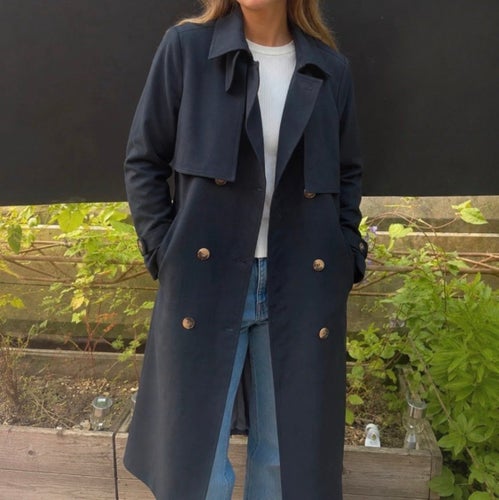 GANNI mörkblå trenchcoat, storlek S