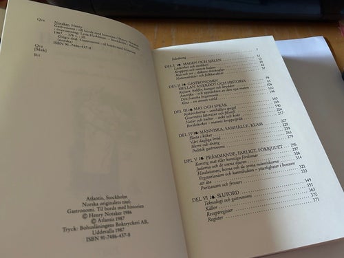 Gastronomi - Till bords med historien av Henry Notaker, bok, Very Fine plus