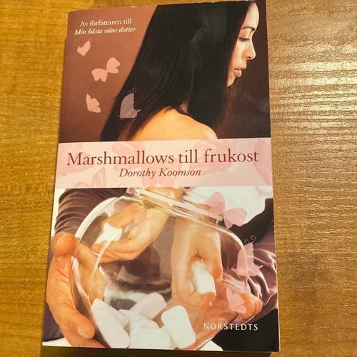 Pocket: Marshmallows till frukost av Dorothy Koomson