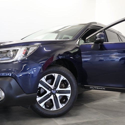 Subaru Outback 2.5 4WD Lineartronic / V-Hjul / Kamera / CarPlay