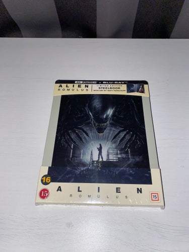 Alien Romulus 4K Ultra HD + Blu-ray Steelbook