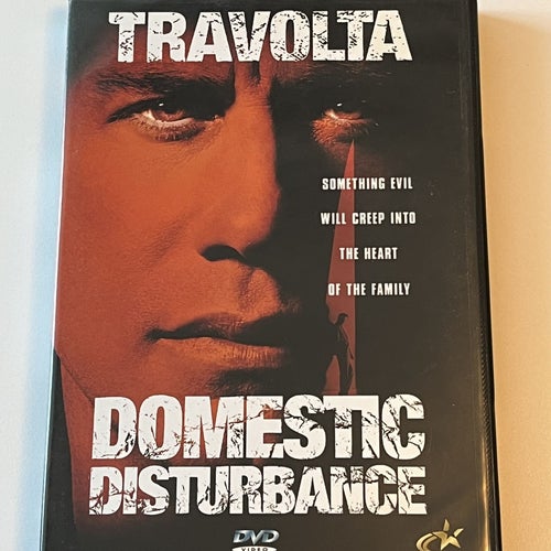 Domestic disturbance (John Travolta & Teri Polo, 2001). Beg. DVD