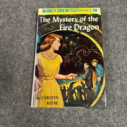Carolyn Keene - Nancy Drew - The Mystery of the Fire Dragon