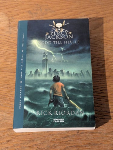 Percy Jackson: Född till hjälte av Rick Riordan, 2005