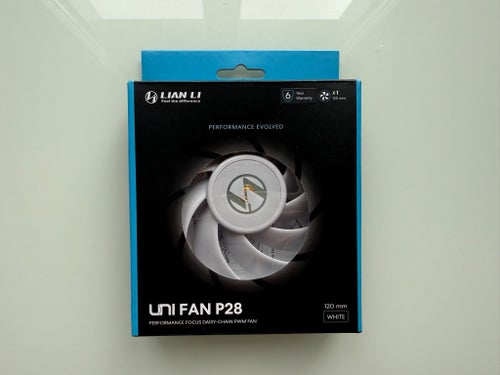 3 stycken nya Lian Li UNI FAN P28 120mm fläktar - chassi fläktar