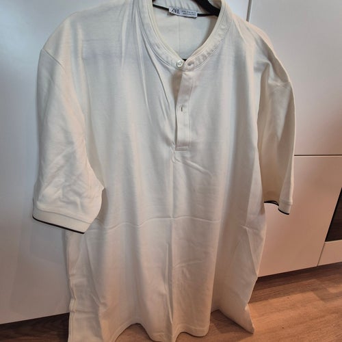 ZARA vit t-shirt, storlek XL