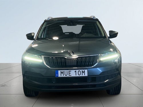 Skoda Karoq 2.0 TDI 4x4 Style Drag Kamera Värmare Psens S&V-hjul