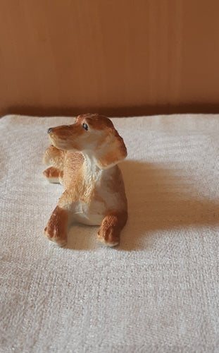 Tax liggande dachshund
