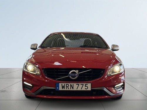 Volvo S60 T3 R-Design S&V-hjul/VOC/Pvärm/Psens/Skinn