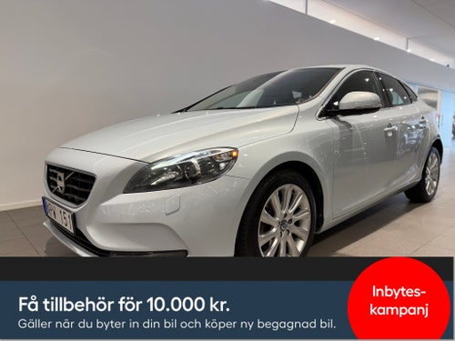 Volvo V40 T4 Summum / Farthållare / 10 000kr i tillbehör /