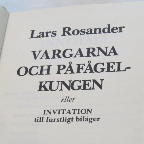 Vargarna och Påfågelkungen av Lars Rosander