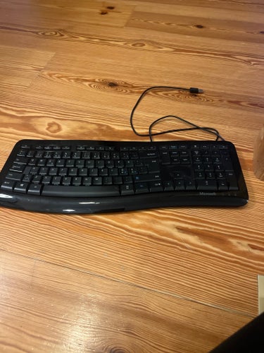 Microsoft Comfort Curve Keyboard 3000