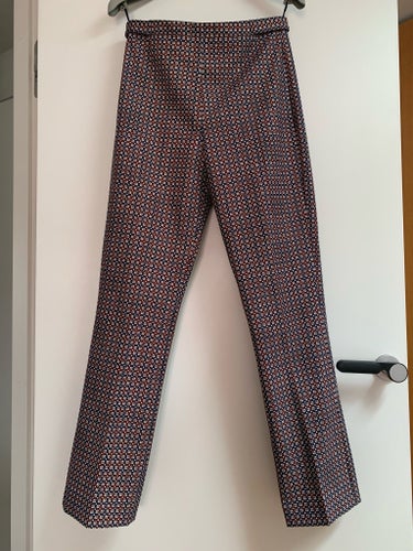 Prada mönstrad byxor, storlek 42(40)