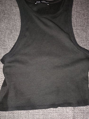 Zara svart topp/magtröja, storlek M