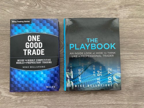 One Good Trade & The PlayBook av Mike Bellafiore (Hardcover)