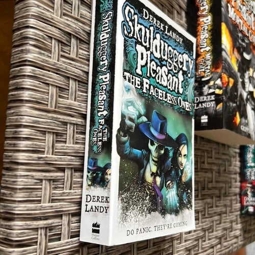 Skulduggery Pleasant Bokserie av Derek Landy