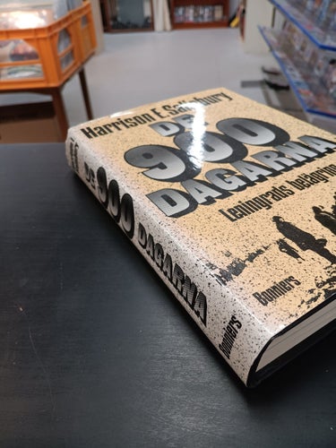 DE 900 DAGARNA
