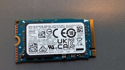 KIOXIA Solid State Drive NVMe Gen4x4 PCIe 256GB