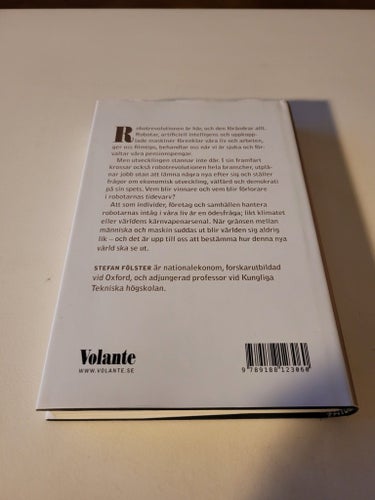 Robotrevolutionen: Sverige i den nya maskinåldern av Stefan Fölster, 2015
